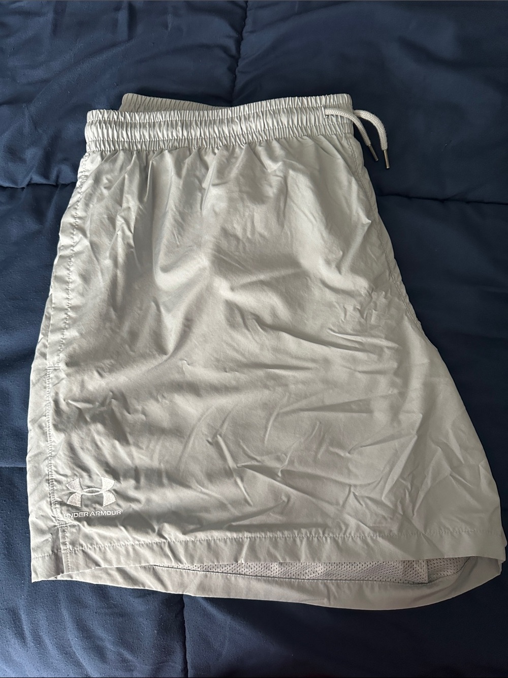 Under Armour Men’s Light Gray Performance Athletic Shorts